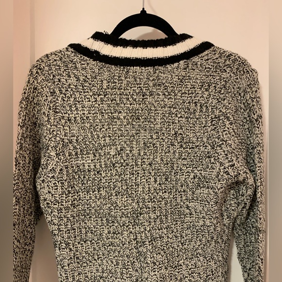 Black V-Neck Knit Sweater - Picture 7 of 11